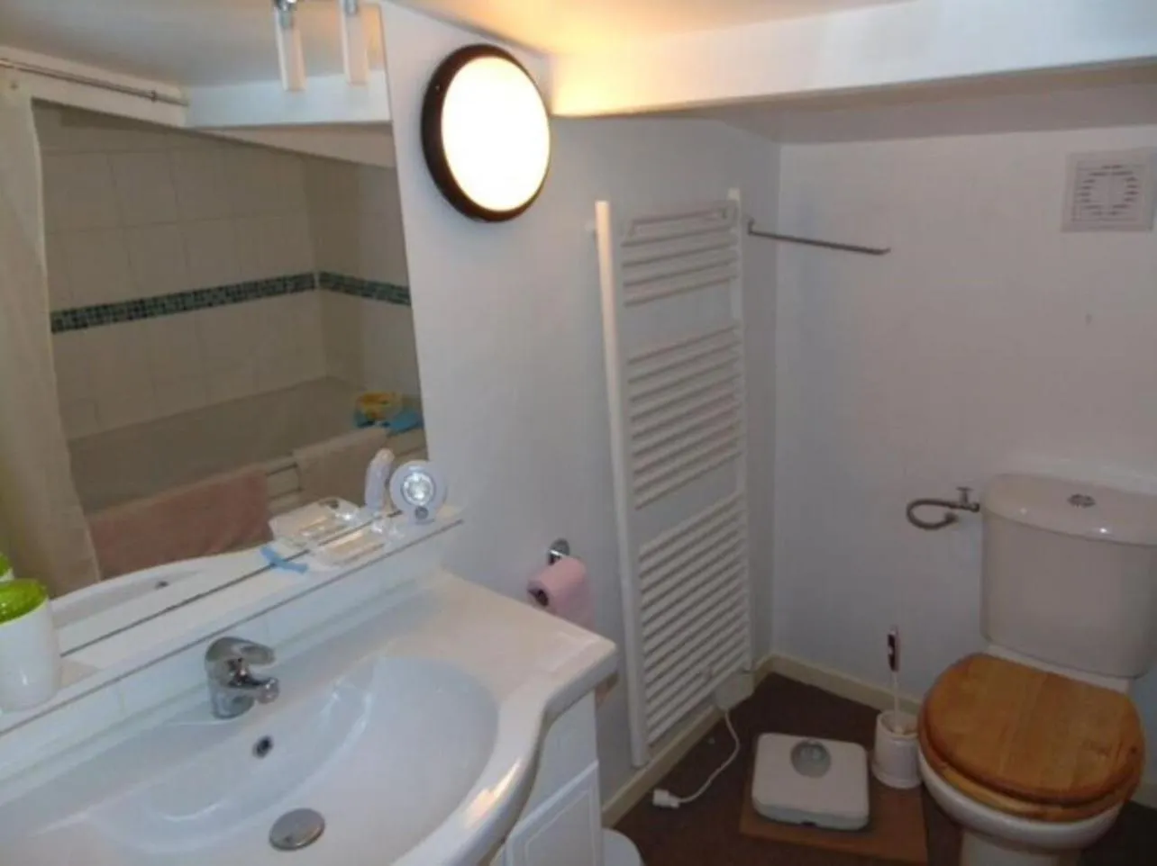 La Ville Hello, A Spacious House, Sleeps 9, In Rur Guillac  Guillac (Morbihan)